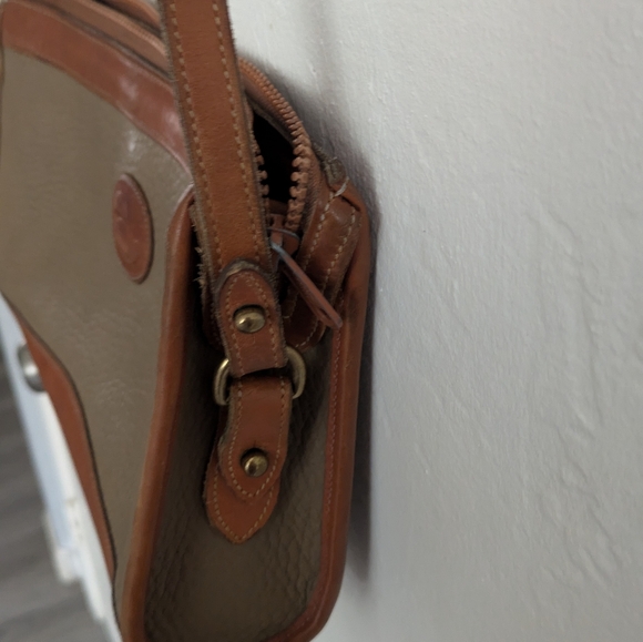 Vintage Dooney & Bourke Leather Crossbody Bag. - Picture 7 of 15